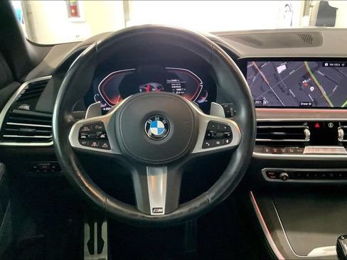 Used 2022 BMW X5 xDrive40i w/ M Sport Package AWD/4WD image 5
