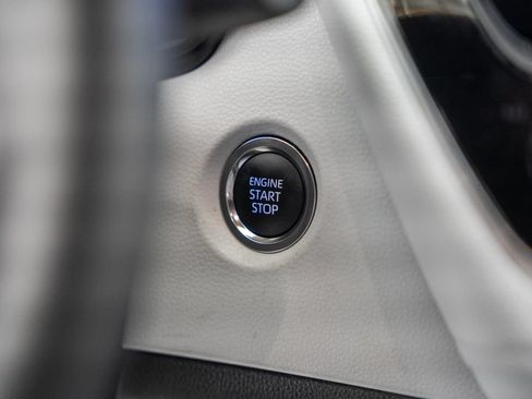 Certified 2025 Toyota Corolla SE FWD image 26