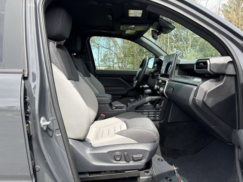 Used 2024 Toyota Tacoma TRD Off-Road w/ TRD Off Road Upgrade Package image 29