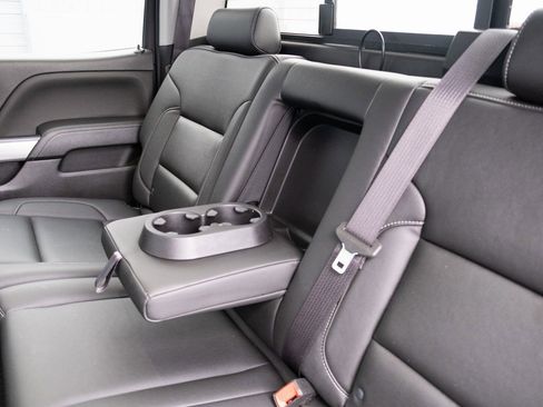 Used 2018 Chevrolet Silverado 1500 LT w/ All Star Edition image 19