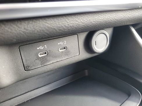 Used 2025 Nissan Rogue SV AWD/4WD image 26