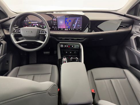 New 2025 Audi Q5 Premium Plus image 18