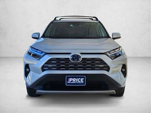Used 2024 Toyota RAV4 Limited image 2