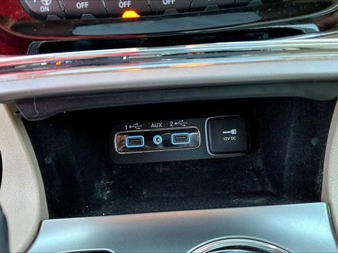 Used 2020 Jeep Grand Cherokee Limited w/ Luxury Group II AWD/4WD image 16