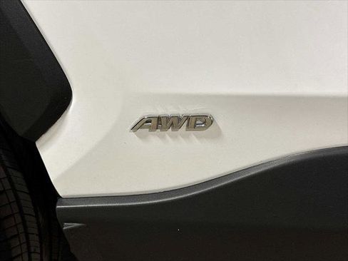 Certified 2025 Toyota RAV4 XLE AWD/4WD image 27