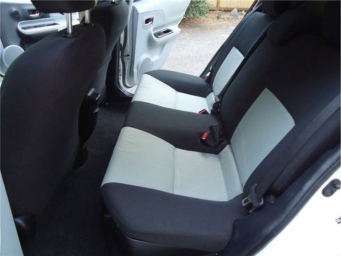 Used 2014 Toyota Prius C Two image 12