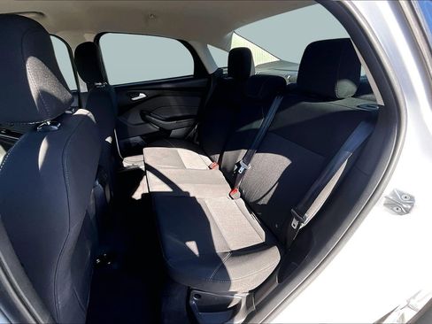Used 2018 Ford Focus SE image 24