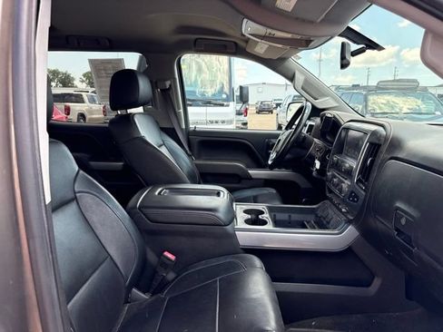 Used 2015 Chevrolet Silverado 1500 LTZ Z71 w/ LTZ Plus Package AWD/4WD image 23