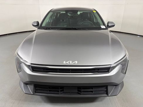 Used 2025 Kia K4 FWD image 3