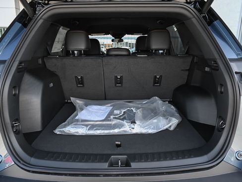 New 2026 Chevrolet Equinox RS FWD image 34