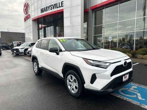Certified 2025 Toyota RAV4 LE image 1