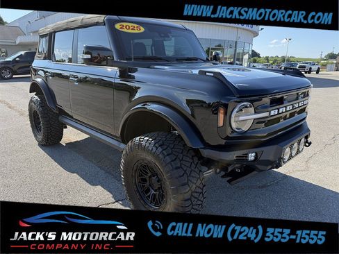 Used 2025 Ford Bronco Outer Banks AWD/4WD image 5