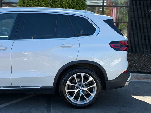 Used 2025 BMW X5 xDrive40i AWD/4WD image 11