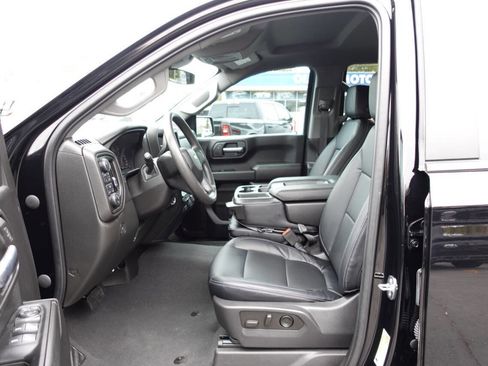 Used 2023 Chevrolet Silverado 1500 Custom image 16