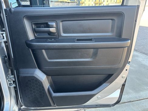 Used 2015 RAM 2500 Tradesman w/ Chrome Appearance Group image 35