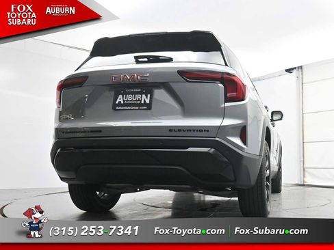 Used 2025 GMC Terrain Elevation w/ Elevation Premium Package AWD/4WD image 19
