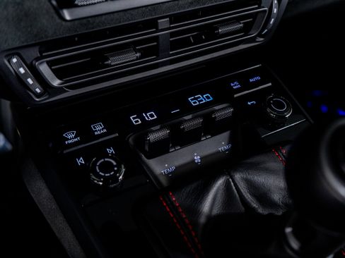 Used 2022 Porsche 911 GT3 image 46