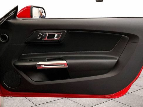 Used 2019 Ford Mustang GT RWD image 23