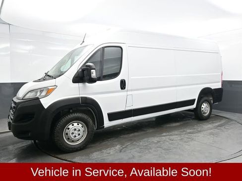 Used 2025 RAM ProMaster 2500 w/ Convenience Group image 3