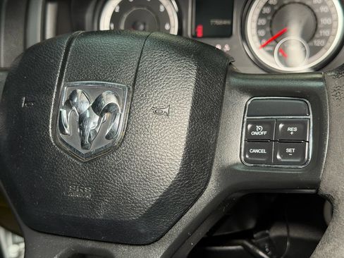 Used 2017 RAM 2500 Tradesman w/ Chrome Appearance Group image 32