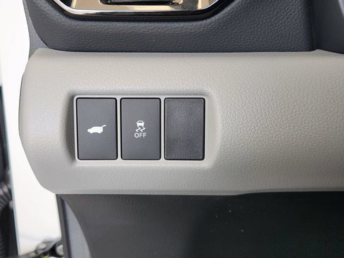 Used 2025 Honda Pilot Touring image 21