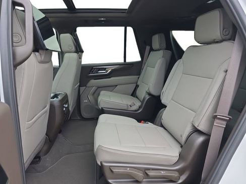 New 2026 GMC Yukon Elevation w/ Elevation Premium Package AWD/4WD image 16