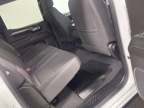 Used 2024 Chevrolet Silverado 1500 LT AWD/4WD image 15
