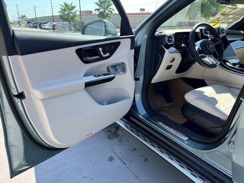 New 2026 Mercedes-Benz GLC 300 image 14