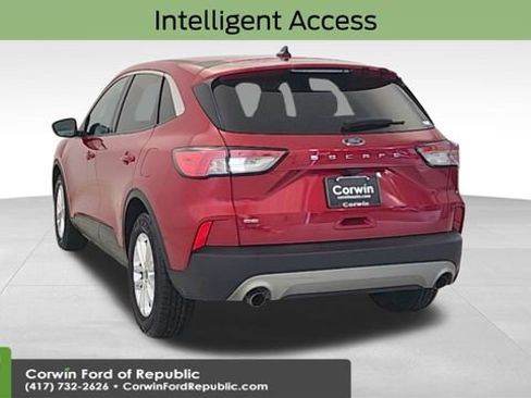 Certified 2022 Ford Escape SE FWD image 8