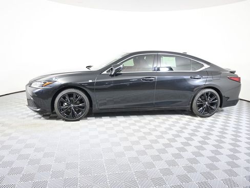 Used 2022 Lexus ES 350 F Sport FWD image 2