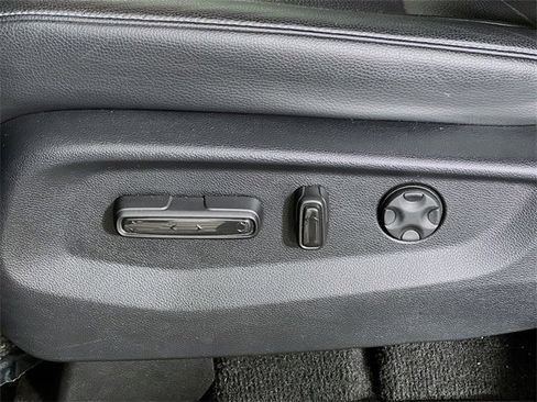 Used 2024 Honda Odyssey EX-L image 11