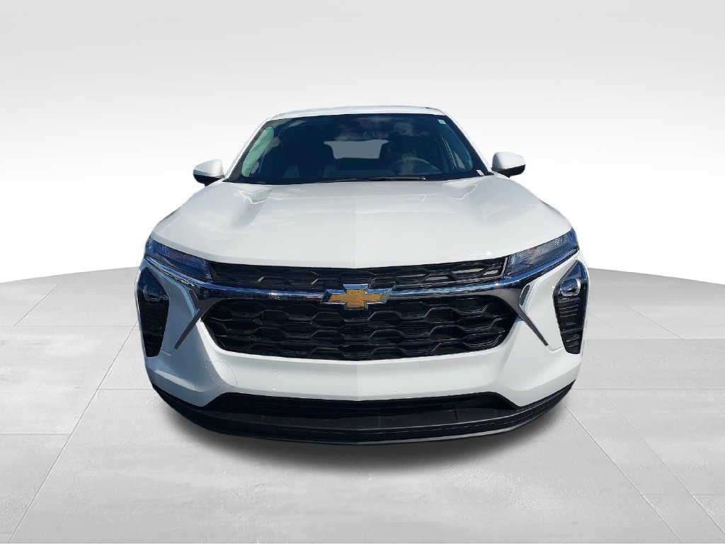 New 2026 Chevrolet Trax LS w/ LS Convenience Package FWD image 8