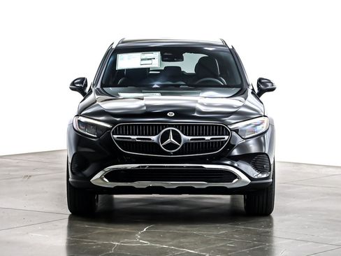 New 2026 Mercedes-Benz GLC 300 image 2