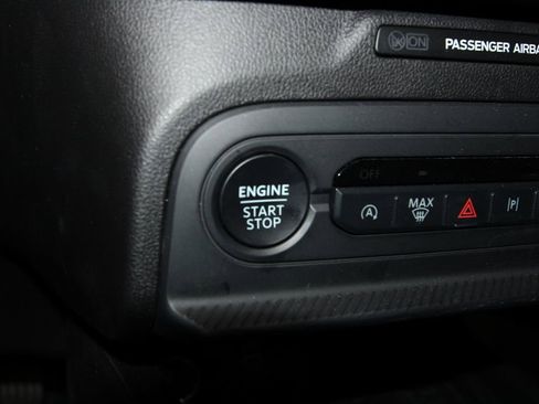 Used 2025 Ford Bronco Sport Badlands image 16