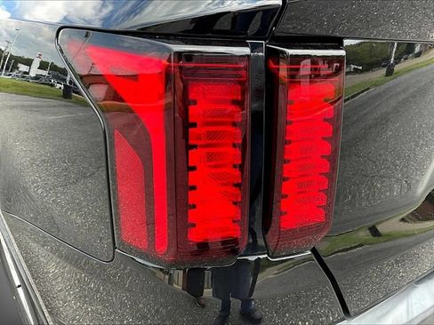 Used 2022 Kia Sorento LX FWD image 28