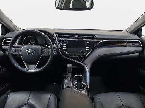 Used 2018 Toyota Camry XLE w/ Driver Assist Package FWD image 10