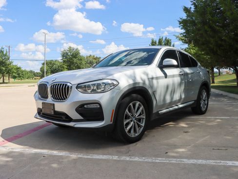 Used 2019 BMW X4 xDrive30i w/ Convenience Package AWD/4WD image 3