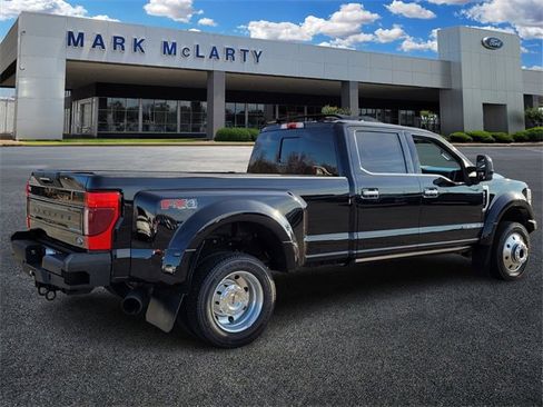 Certified 2022 Ford F450 Limited w/ FX4 Off-Road Package image 3