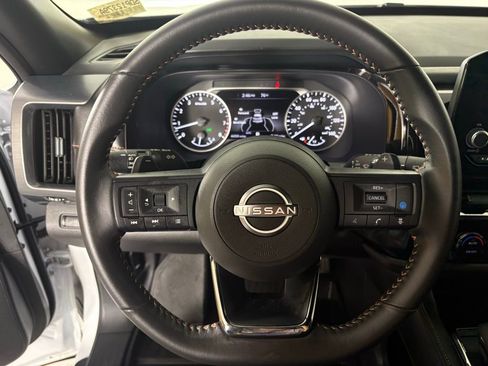 Used 2025 Nissan Pathfinder Rock Creek image 19