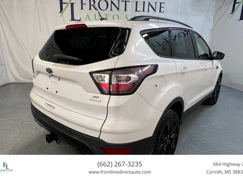 Used 2017 Ford Escape SE w/ Equipment Group 201A image 7