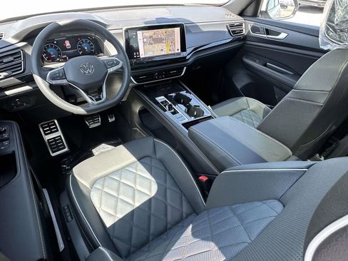 New 2026 Volkswagen Atlas Cross Sport SEL Premium R-Line AWD/4WD image 10