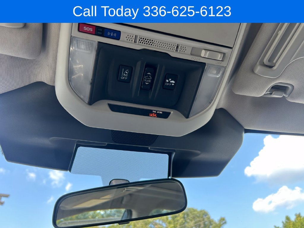 Used 2023 Subaru Forester Premium AWD/4WD image 29