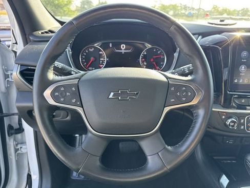 Used 2022 Chevrolet Traverse Premier w/ Redline Edition FWD image 22