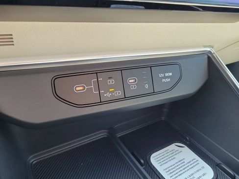 New 2026 Kia Carnival SX Prestige FWD image 35