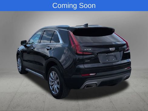Used 2023 Cadillac XT4 Premium Luxury w/ Cold Weather Package AWD/4WD image 4