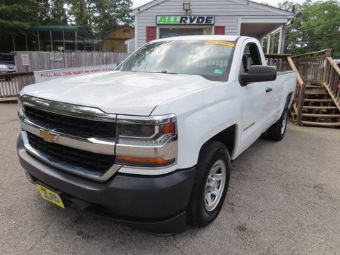 Used 2018 Chevrolet Silverado 1500 W/T RWD image 2
