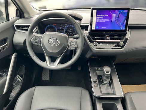 New 2026 Toyota Corolla Cross XLE image 18