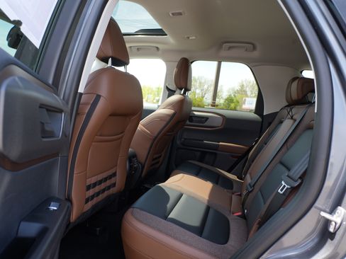 Used 2025 Ford Bronco Sport Outer Banks w/ Outer Banks Tech Package+ AWD/4WD image 21