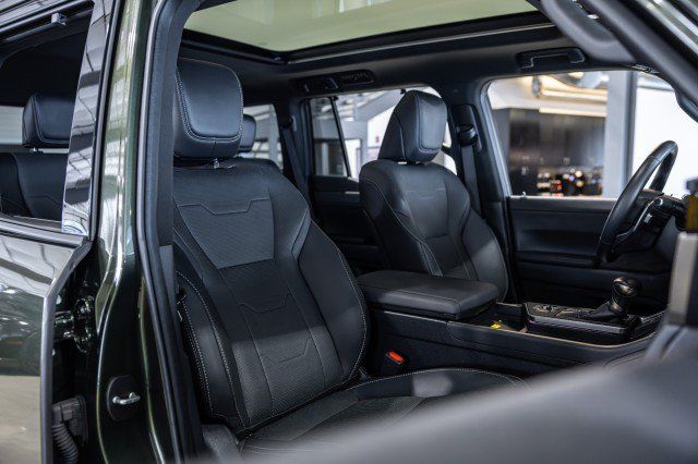 Used 2025 Lexus GX 550 w/ Cold Area Package AWD/4WD image 52
