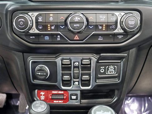 Used 2022 Jeep Wrangler Unlimited Rubicon 4xe w/ Cold Weather Group image 25